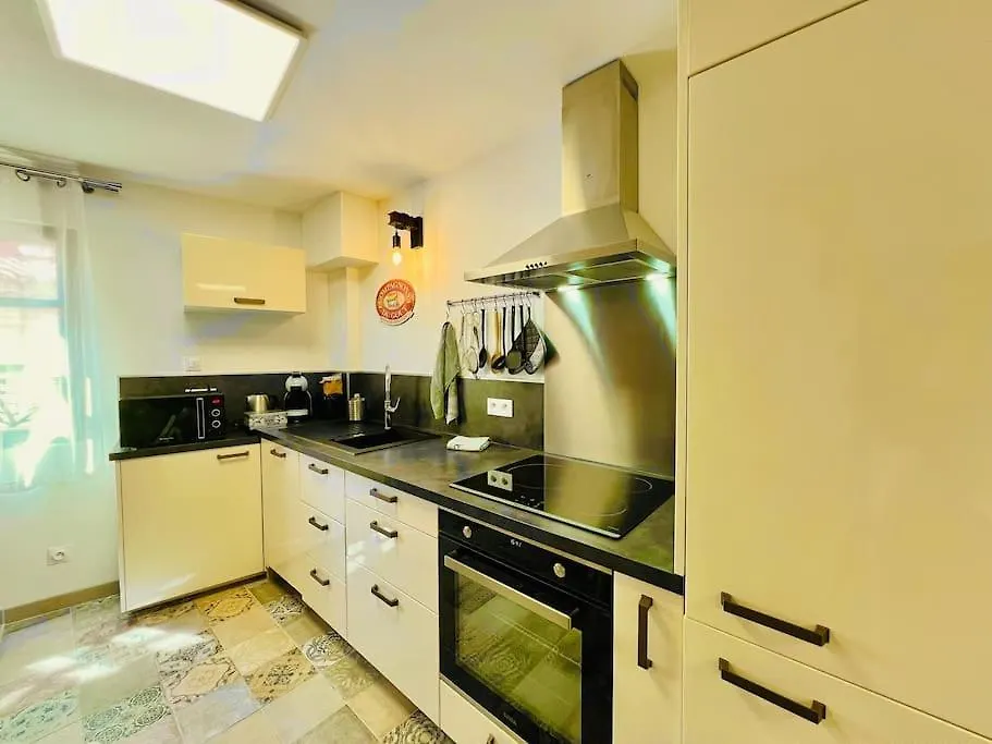 Apartment La Peiro Malo - Charmant Duplex Centre Historique-Clim-4 Personnes Istres